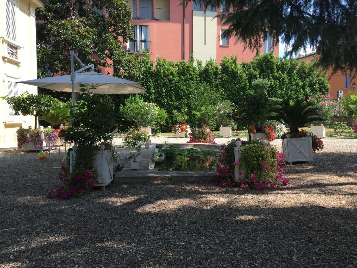 Via Mazzini Bed & Breakfast Bazzano Dış mekan fotoğraf
